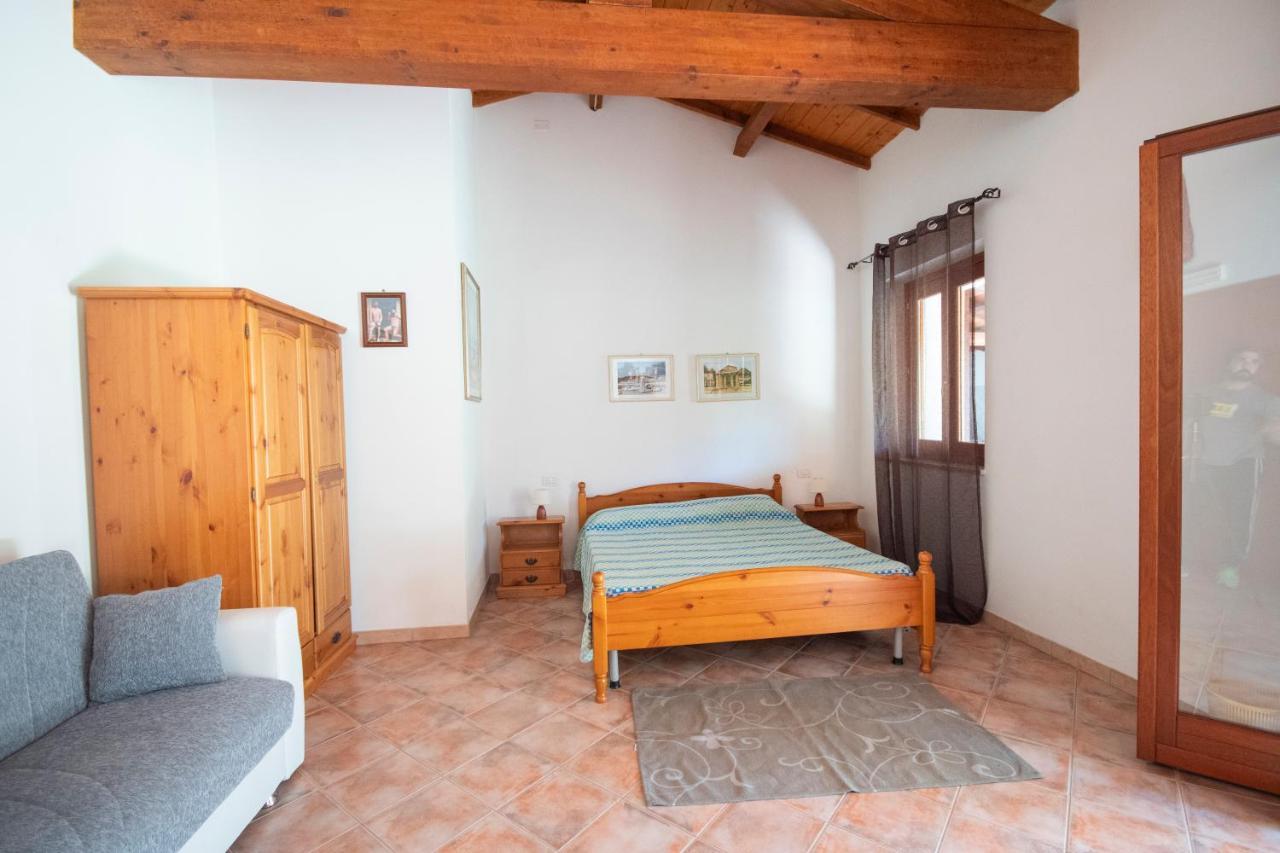 Is Cuccus Bed & Breakfast Masainas Dış mekan fotoğraf