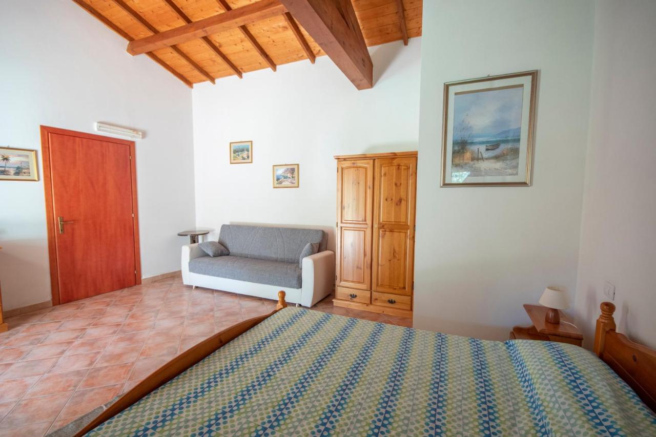 Is Cuccus Bed & Breakfast Masainas Dış mekan fotoğraf