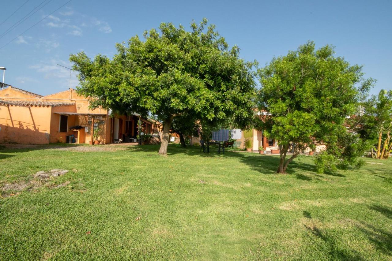 Is Cuccus Bed & Breakfast Masainas Dış mekan fotoğraf